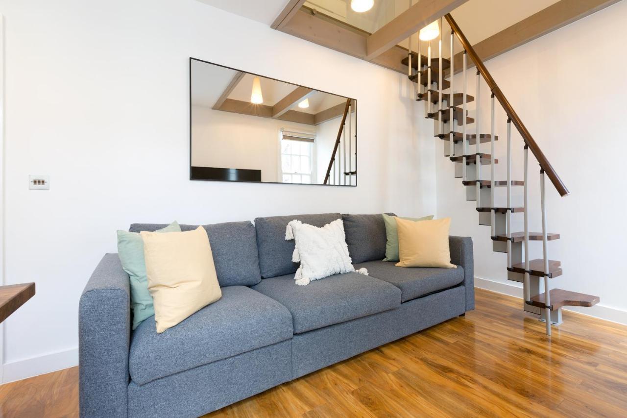 Spacious 4 Bedrooms Flat In New Oxford Street London Bagian luar foto