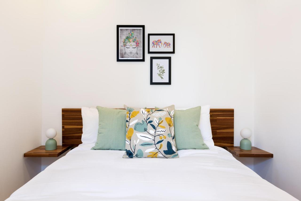 Spacious 4 Bedrooms Flat In New Oxford Street London Bagian luar foto