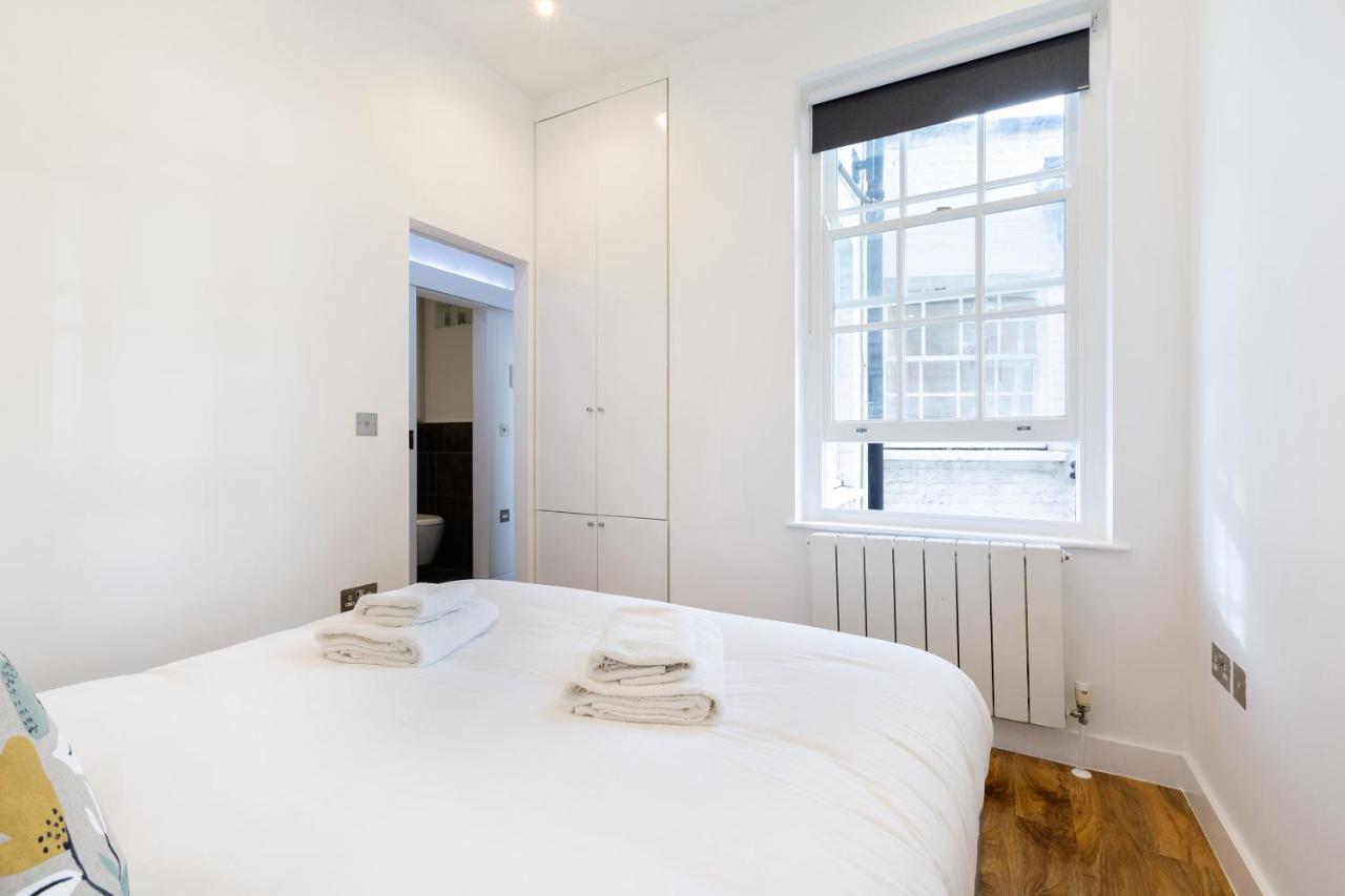 Spacious 4 Bedrooms Flat In New Oxford Street London Bagian luar foto