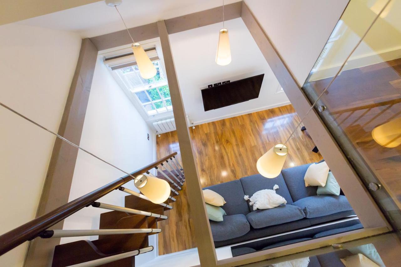 Spacious 4 Bedrooms Flat In New Oxford Street London Bagian luar foto