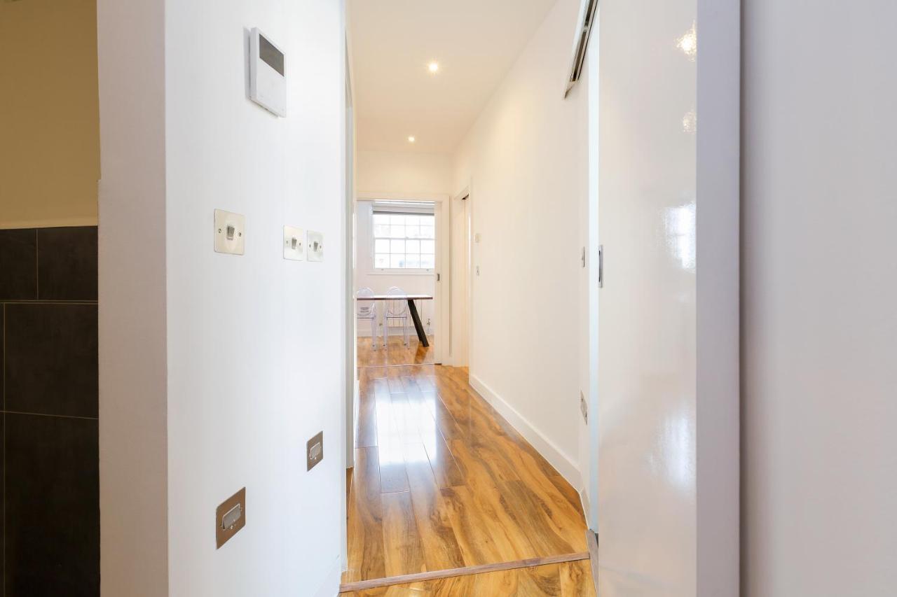 Spacious 4 Bedrooms Flat In New Oxford Street London Bagian luar foto