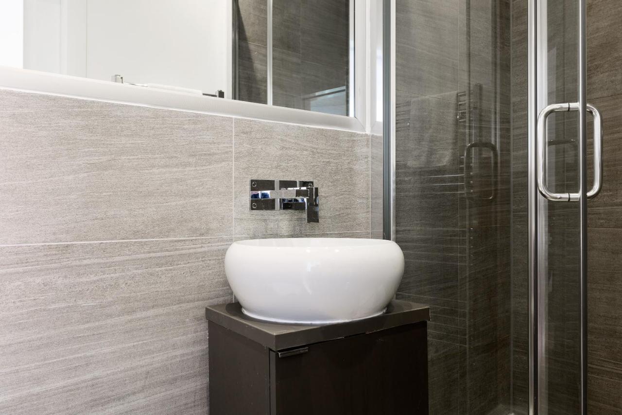 Spacious 4 Bedrooms Flat In New Oxford Street London Bagian luar foto